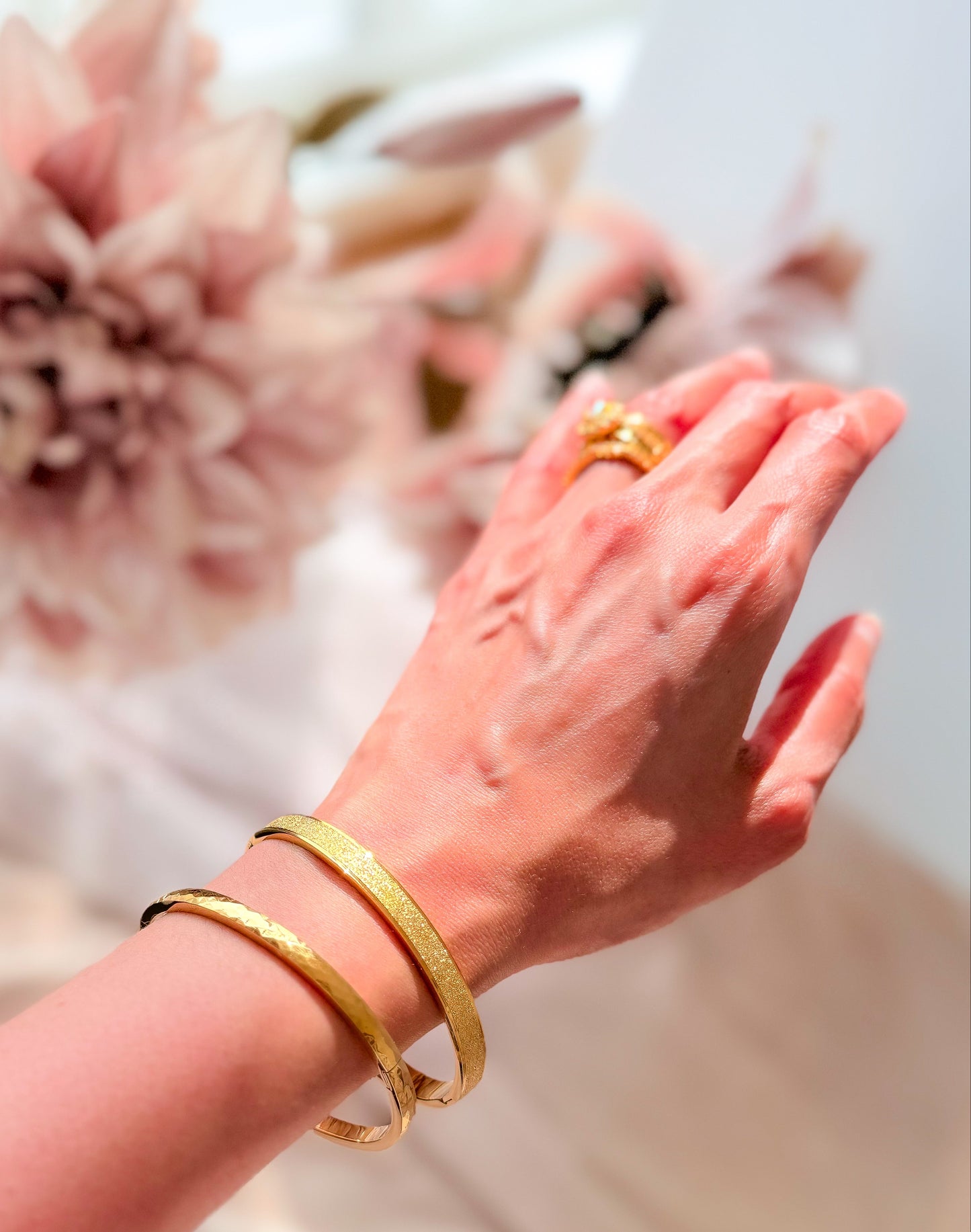 Eloise 18k Crushed Gold Pattern Bracelet