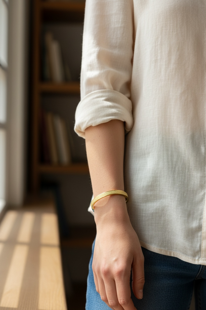 Eloise 18k Crushed Gold Pattern Bracelet