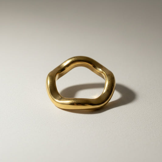 Nari- PVD Gold Plated Wavy Ring Stackable