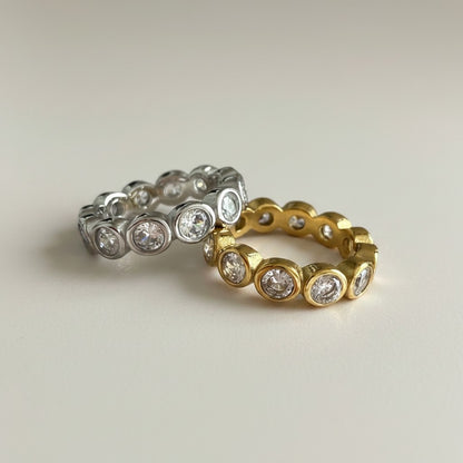 Willow- 18K Gold Plated Bezel setting Round Cut Zircon Ring