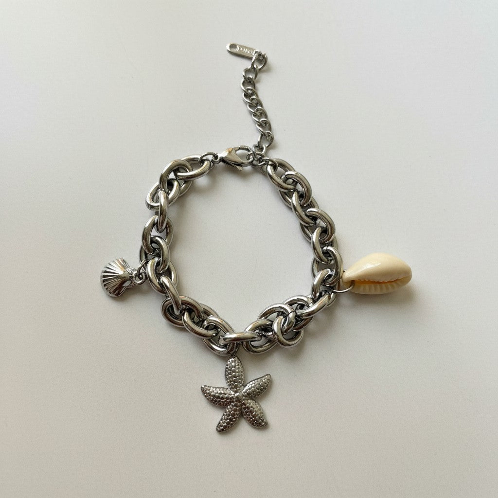 Mabel | 18K Gold Plated Chunky Seashell Charms Bracelet