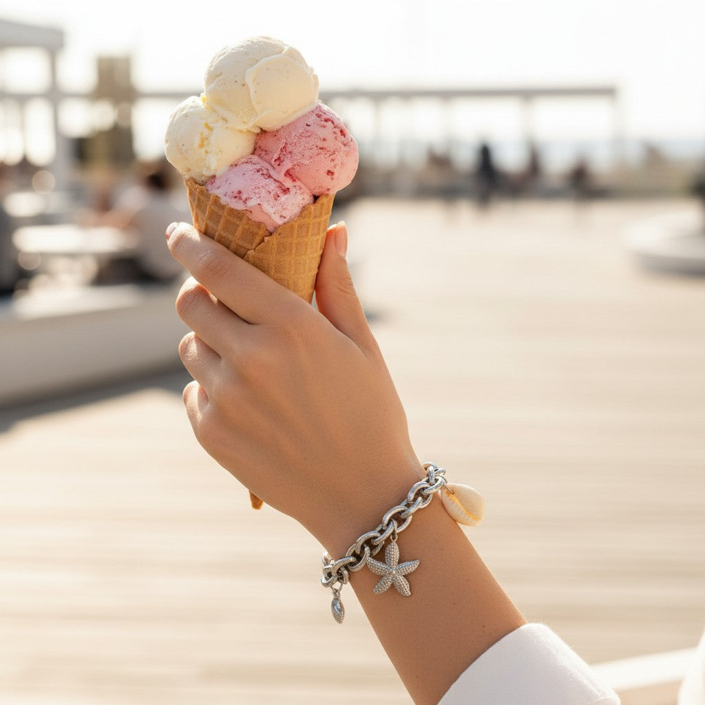 Mabel | 18K Gold Plated Chunky Seashell Charms Bracelet