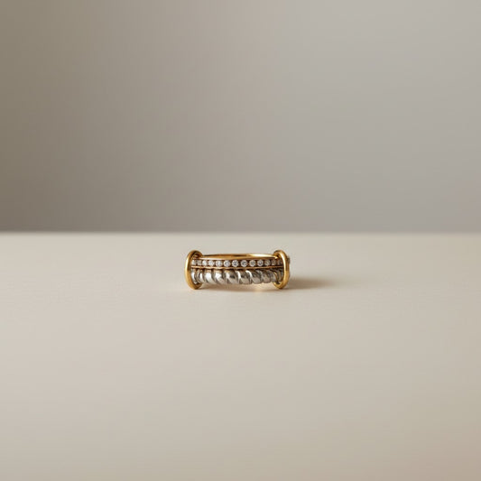 Zuni – 18K Gold Plated 2 Interlocking Rings Mixed metal with Zirconia Pavé Band