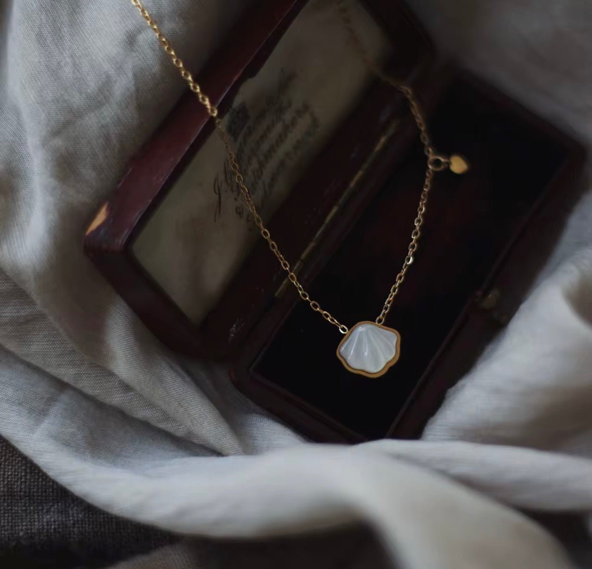 Shelly- 18K Gold Plated Dainty Shell and Heart Pendant Necklace