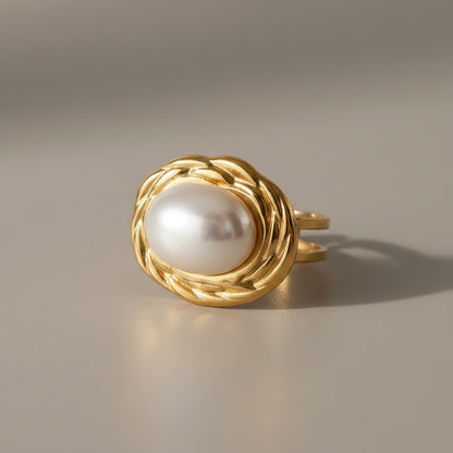 Rumi | 18k Gold Plated Classic Oval Pearl Adjustable Ring