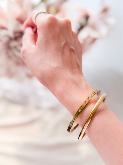 Ana- Gold Plated Plain Bangle type Bracelet
