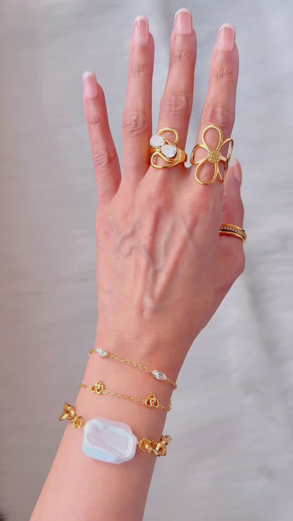 Jayda – 18K Gold Plated Flower Ring
